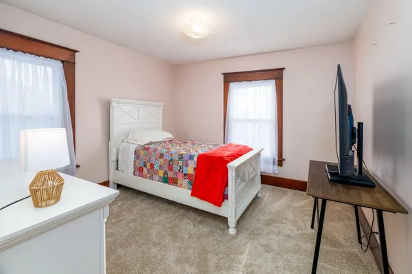 $249,000 | 521 North McKinley Avenue, Rensselaer, IN 47978