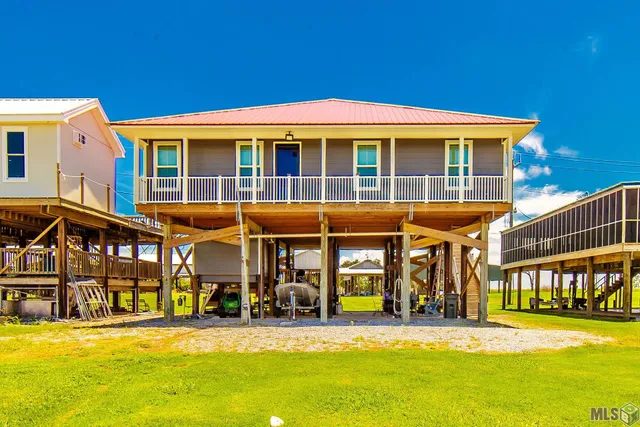 $690,300 | 6489 Highway 56, Chauvin, LA 70344
