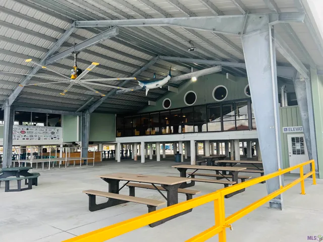 $690,300 | 6489 Highway 56, Chauvin, LA 70344