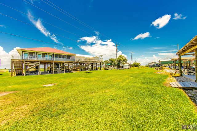 $690,300 | 6489 Highway 56, Chauvin, LA 70344