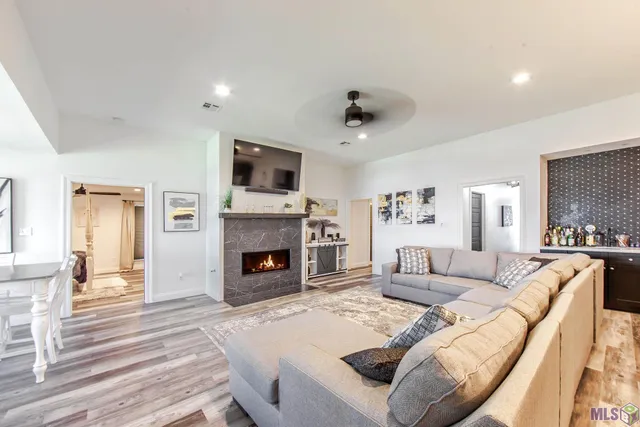 $690,300 | 6489 Highway 56, Chauvin, LA 70344