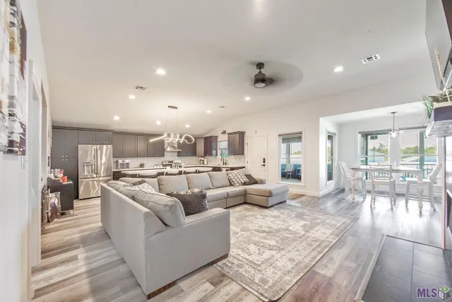 $690,300 | 6489 Highway 56, Chauvin, LA 70344