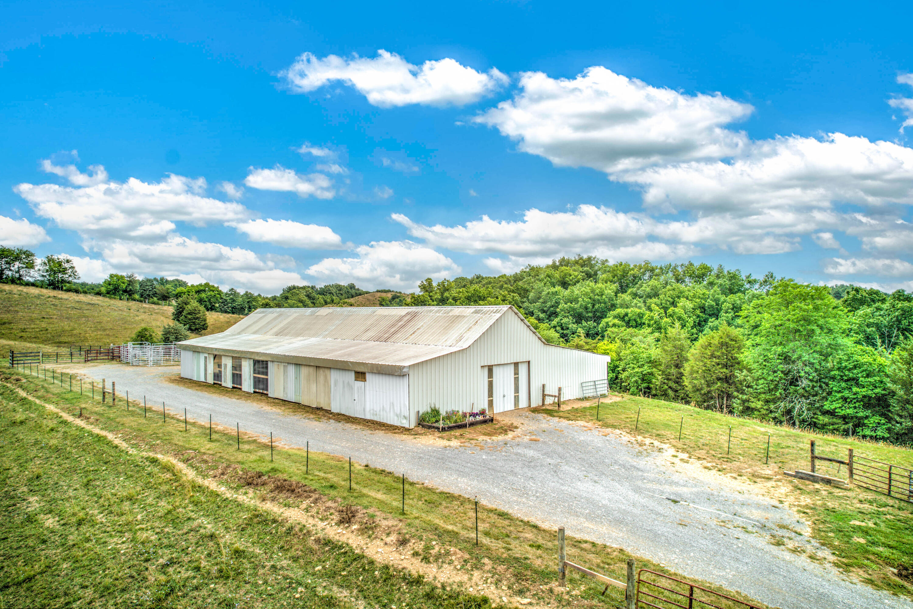 6480 Fish Hatchery Road Mohawk, TN 37810 - Photo 26 of 31 36