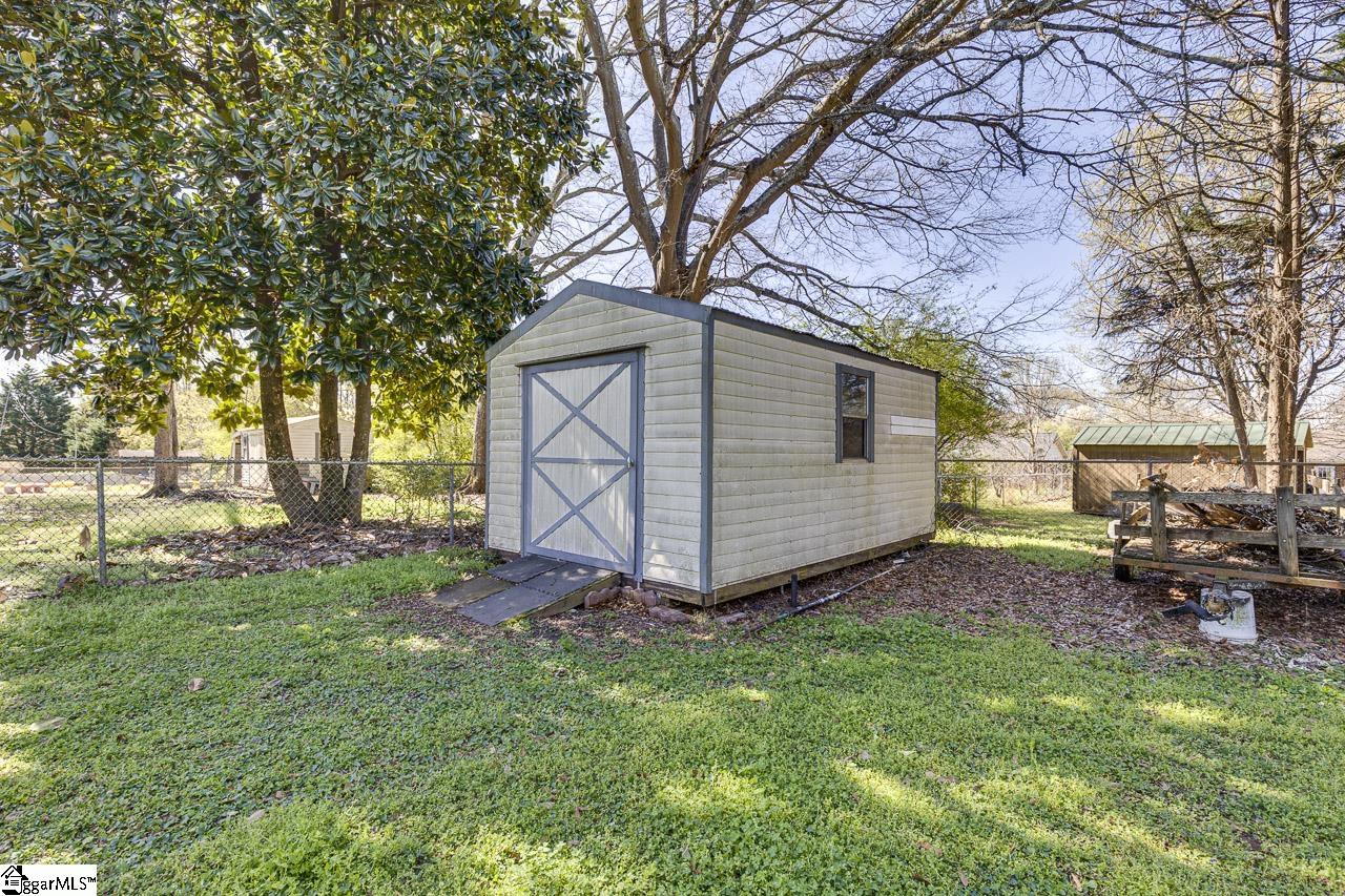 320 Griffin Road Greenville, SC 29607 - Photo 24 of 45