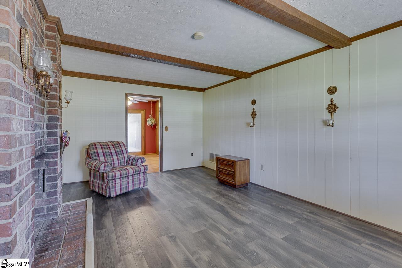 320 Griffin Road Greenville, SC 29607 - Photo 29 of 45