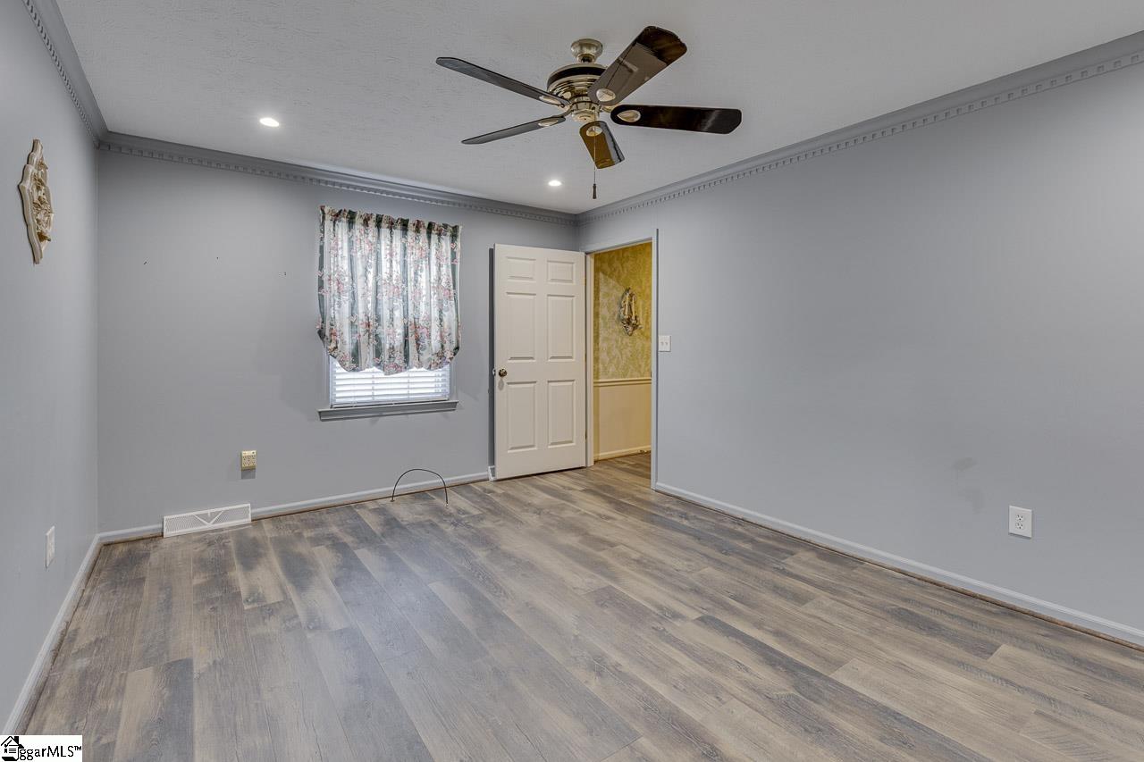 320 Griffin Road Greenville, SC 29607 - Photo 33 of 45