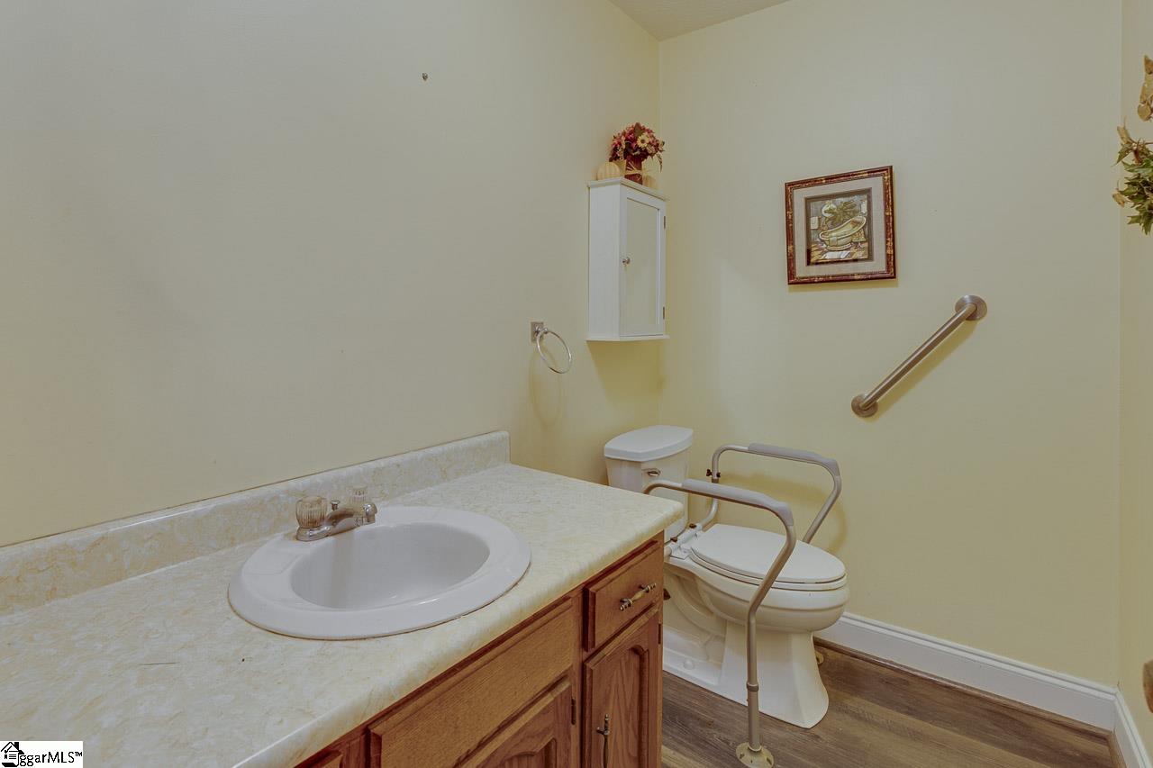 320 Griffin Road Greenville, SC 29607 - Photo 39 of 45