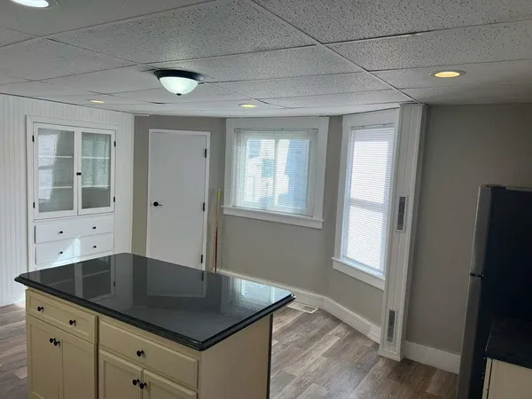 $1,700 | 118 Riddle Street, Unit 1F, Manchester, NH 03102