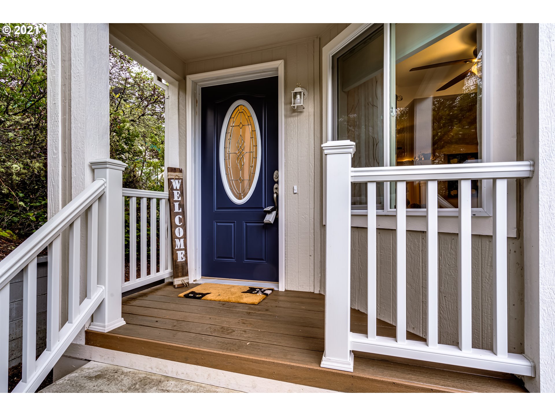 137 43rd Way Florence, OR 97439 - Photo 2 of 32 Gallery Image 2