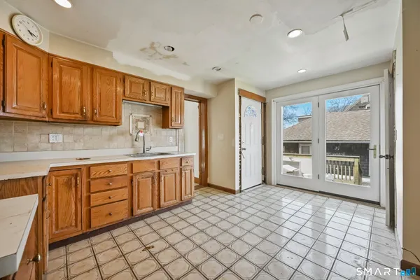 $399,000 | 533 Wayne Street, Bridgeport, CT 06606