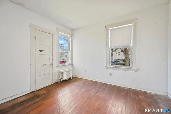 $399,000 | 533 Wayne Street, Bridgeport, CT 06606