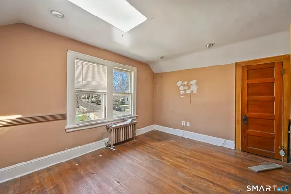 $399,000 | 533 Wayne Street, Bridgeport, CT 06606