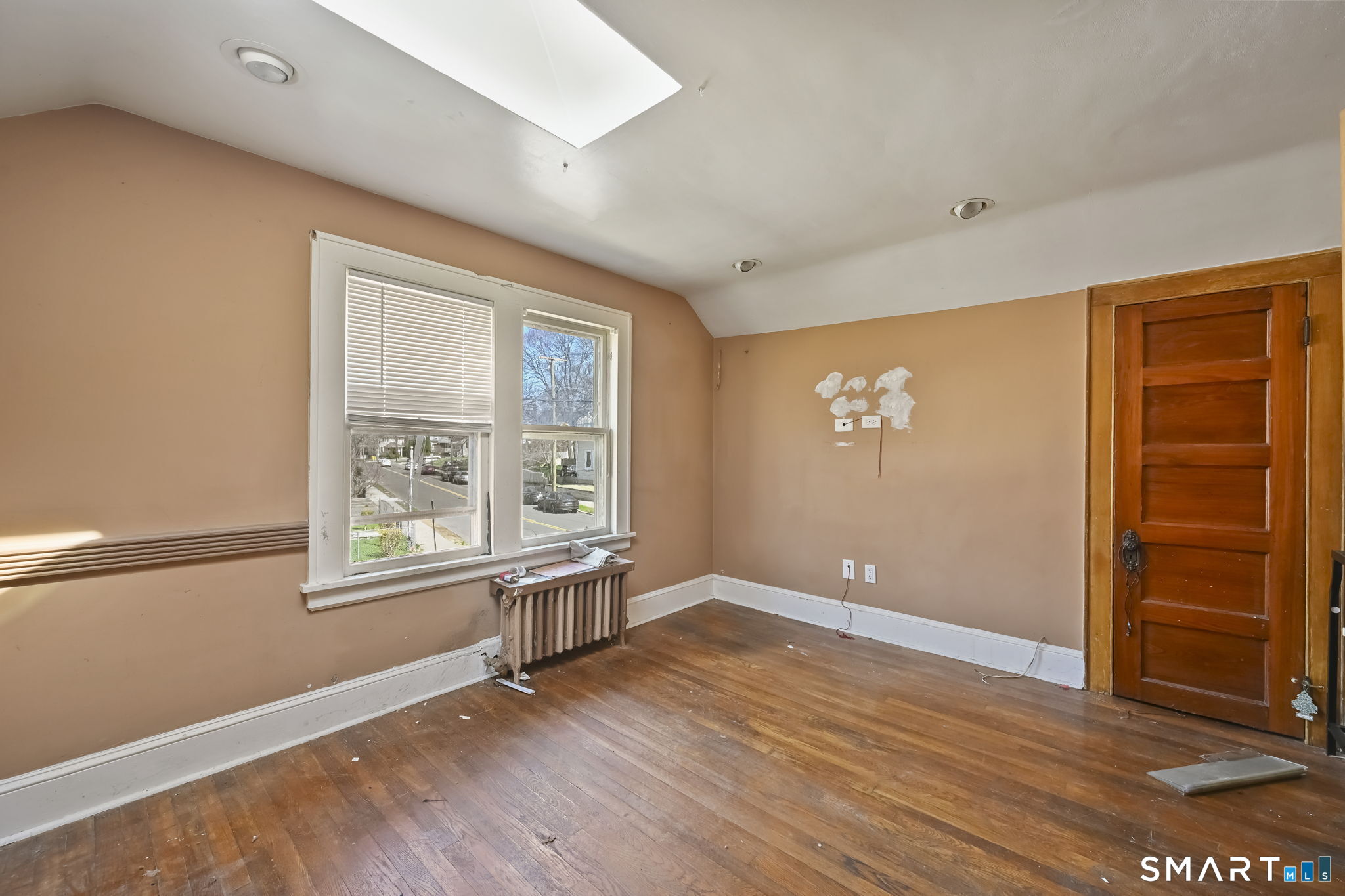 533 Wayne Street Bridgeport, CT 06606 - Photo 21 of 37