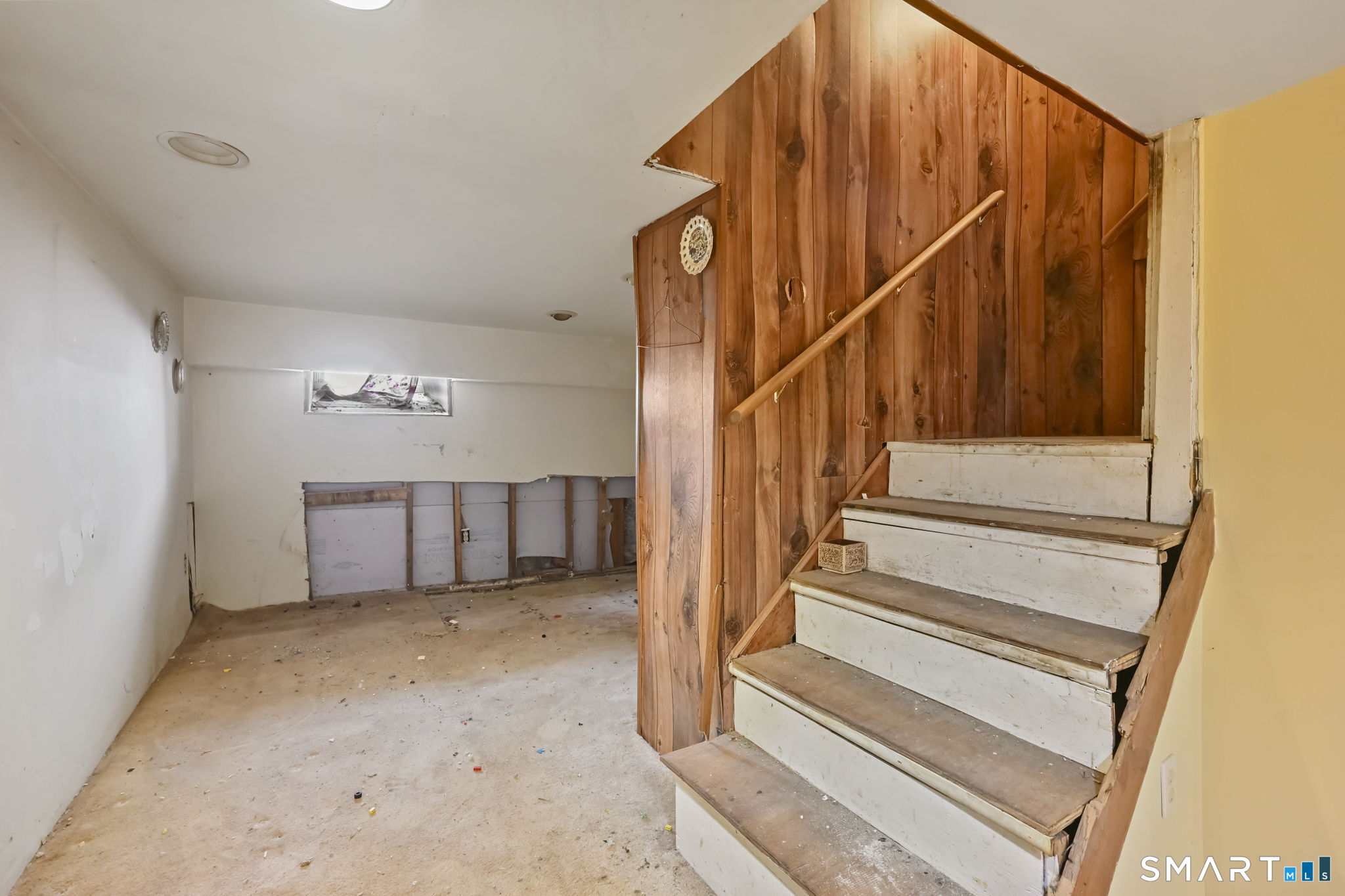 533 Wayne Street Bridgeport, CT 06606 - Photo 25 of 37