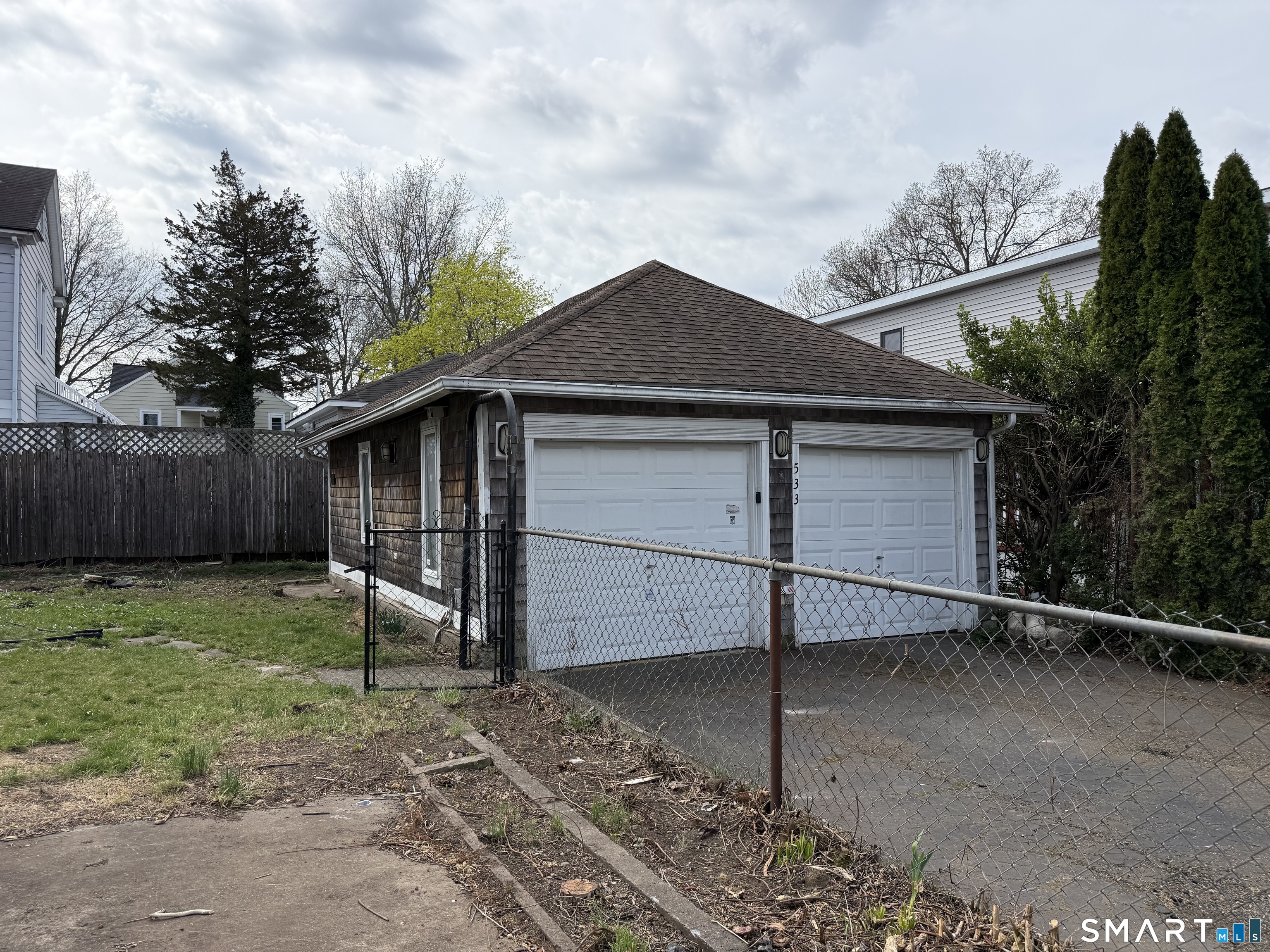 533 Wayne Street Bridgeport, CT 06606 - Photo 34 of 37