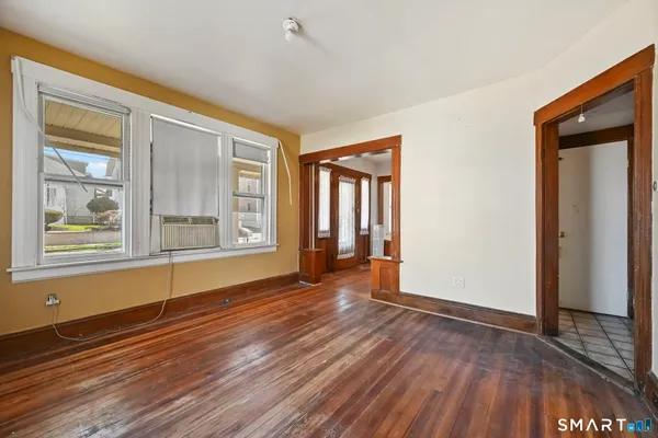 $399,000 | 533 Wayne Street, Bridgeport, CT 06606