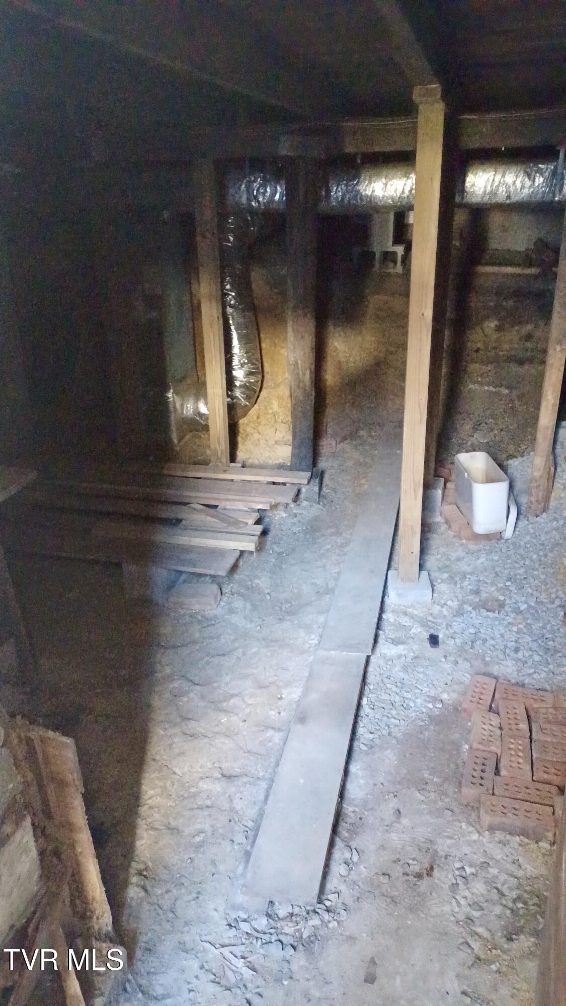 209 Madison Street Bristol, VA 24201 - Photo 29 of 52 29