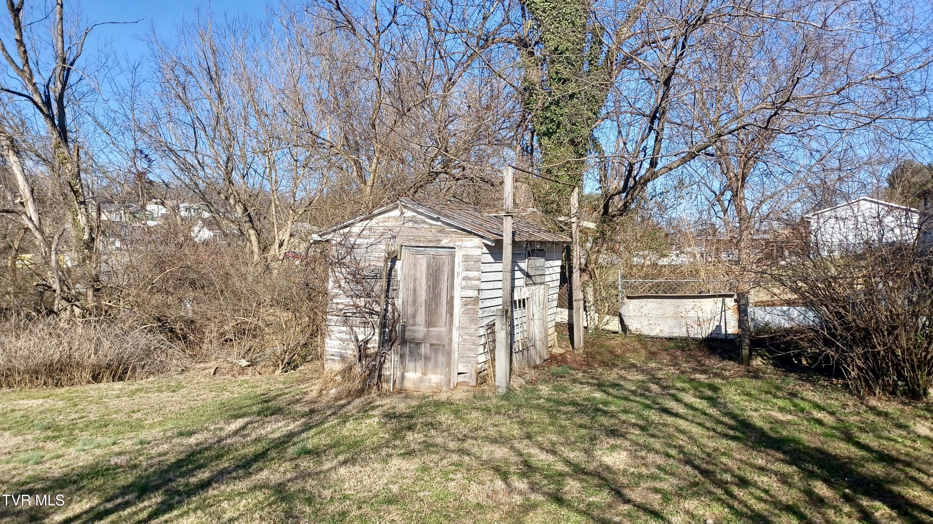 209 Madison Street Bristol, VA 24201 - Photo 43 of 52 43