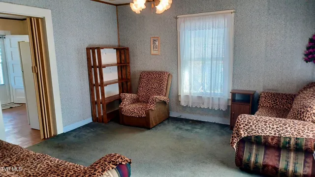 $129,000 | 209 Madison Street, Bristol, VA 24201