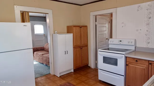 $129,000 | 209 Madison Street, Bristol, VA 24201