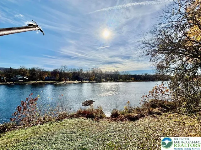 $2,000 | 5449 Depues Road, Unit 1, Bangor, PA 18013