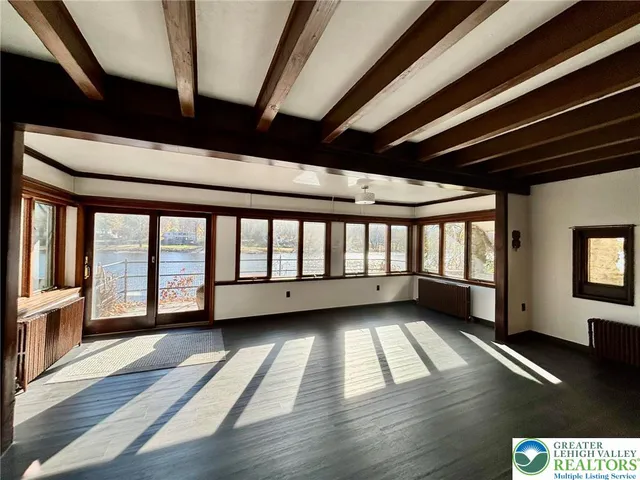 $2,000 | 5449 Depues Road, Unit 1, Bangor, PA 18013