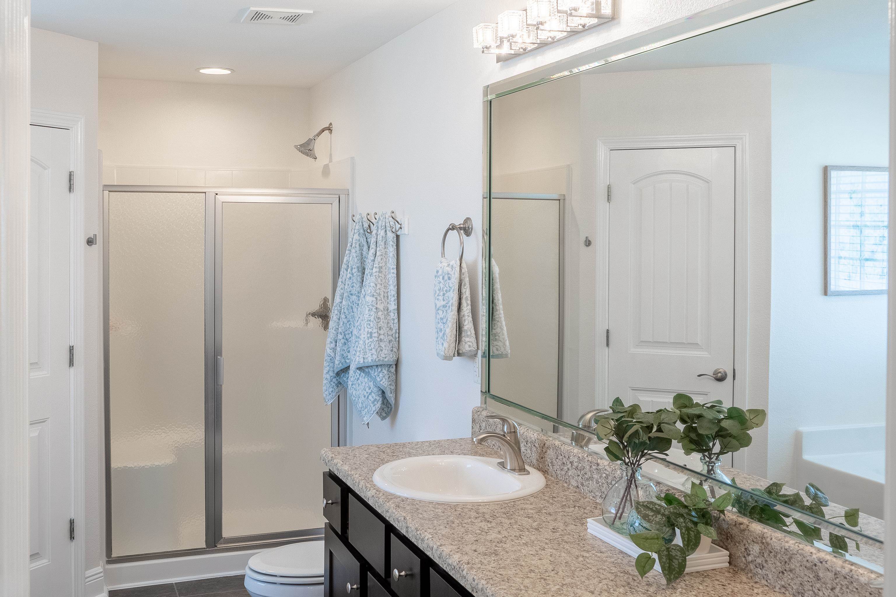 18926 Isleworth Way Foley, AL 36535 - Photo 20 of 33 Primary Bathroom