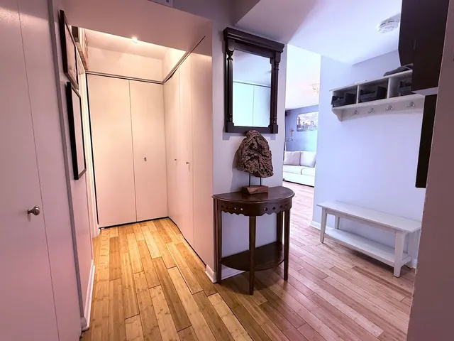 $1,625 | 3660 North Lake Shore Drive, Unit 1309, Chicago, IL 60613