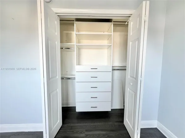 $3,600 | 240 Galen Drive, Unit 309, Key Biscayne, FL 33149