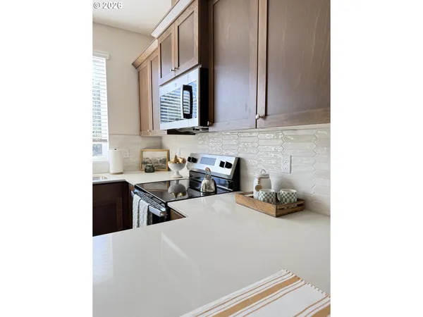 $445,000 | 37101 Dubarko Road, Unit A1, Sandy, OR 97055