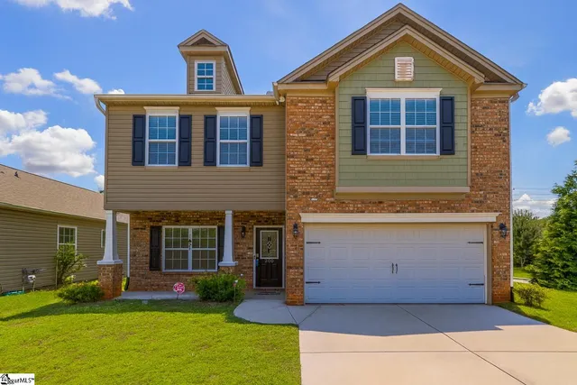 $317,500 | 200 Cabot Hill Lane, Greer, SC 29651
