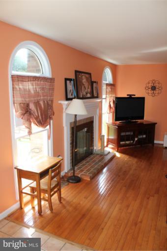7941 Donegal Lane Springfield, VA 22153 - Photo 19 of 21 Family Room