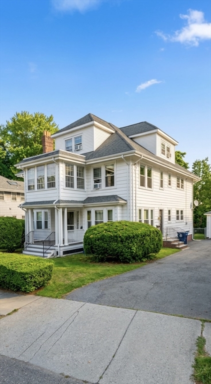 12 Hammondswood Road, Unit 1 Chestnut Hill, MA 02467 - Photo 2 of 12