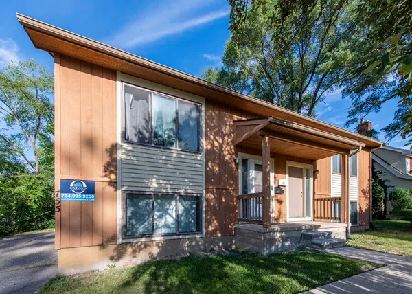 $460,000 | 755 North Maple Road, Ann Arbor, MI 48103