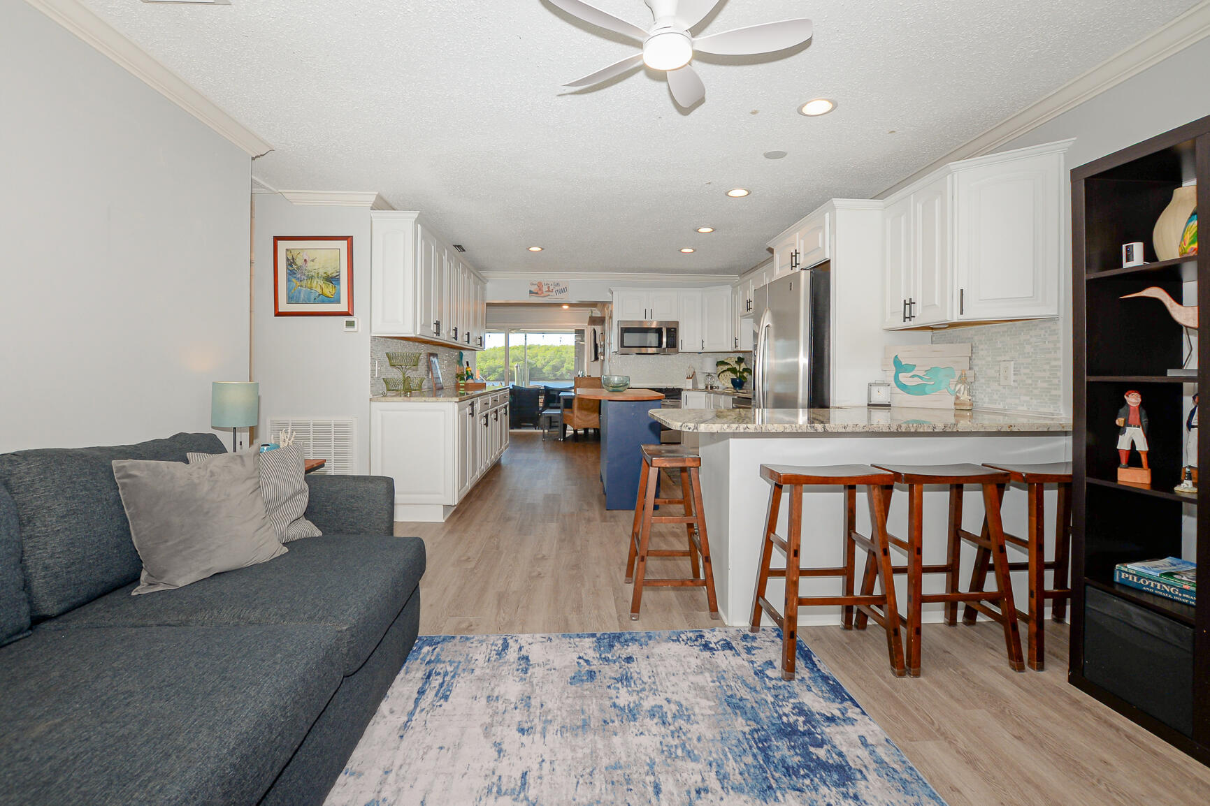 110 Southwest Hideaway Place Stuart, FL 34994 - Photo 6 of 35 LR-6979