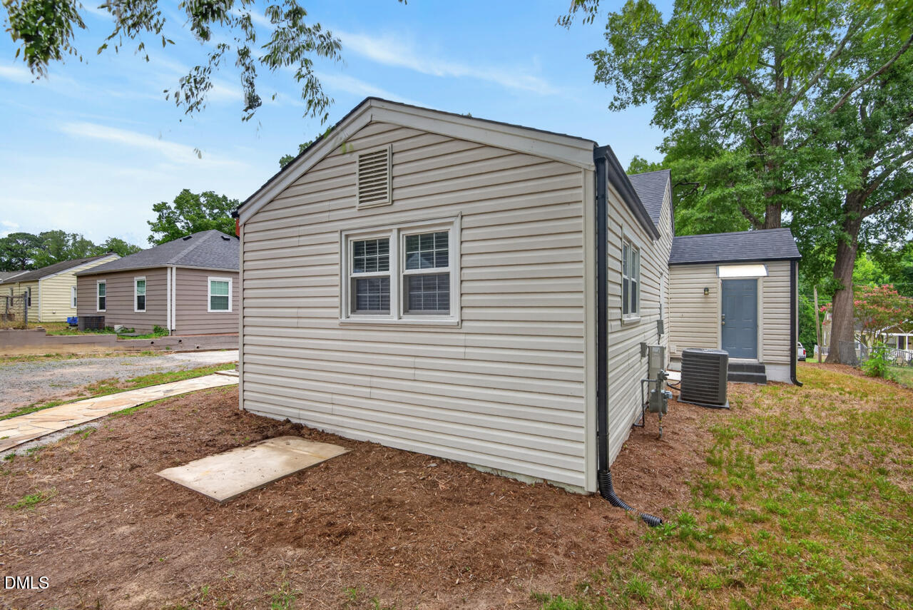 1507 Robinhood Road Durham, NC 27701 - Photo 45 of 45 45 (1)