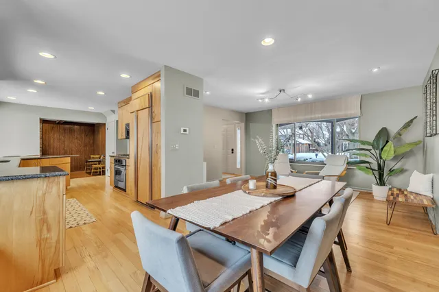 $499,900 | 34069 Fairfax Drive, Livonia, MI 48152