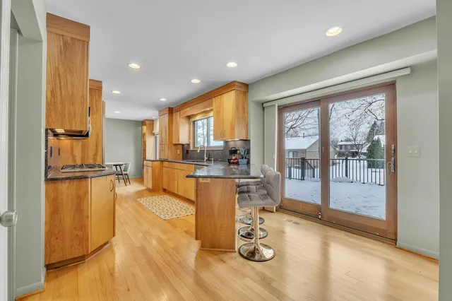 $499,900 | 34069 Fairfax Drive, Livonia, MI 48152