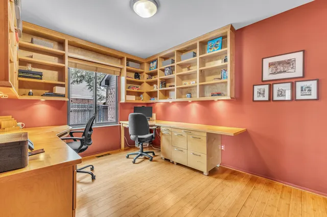 $499,900 | 34069 Fairfax Drive, Livonia, MI 48152