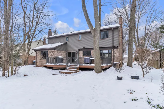 $499,900 | 34069 Fairfax Drive, Livonia, MI 48152