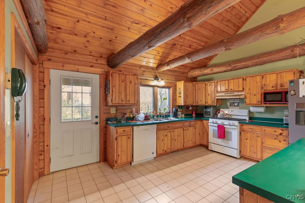 25 Forest Brook Road Schroeppel, NY 13135 - Photo 12 of 50