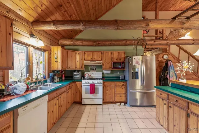 $289,900 | 25 Forest Brook Road, Schroeppel, NY 13135