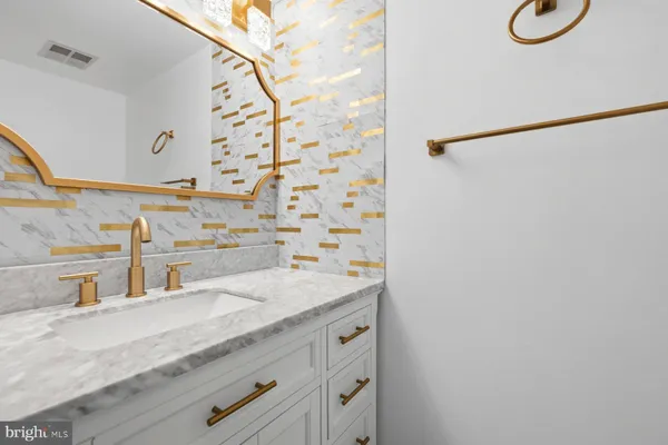 $700,000 | 9332 Spring Water Path, Jessup, MD 20794