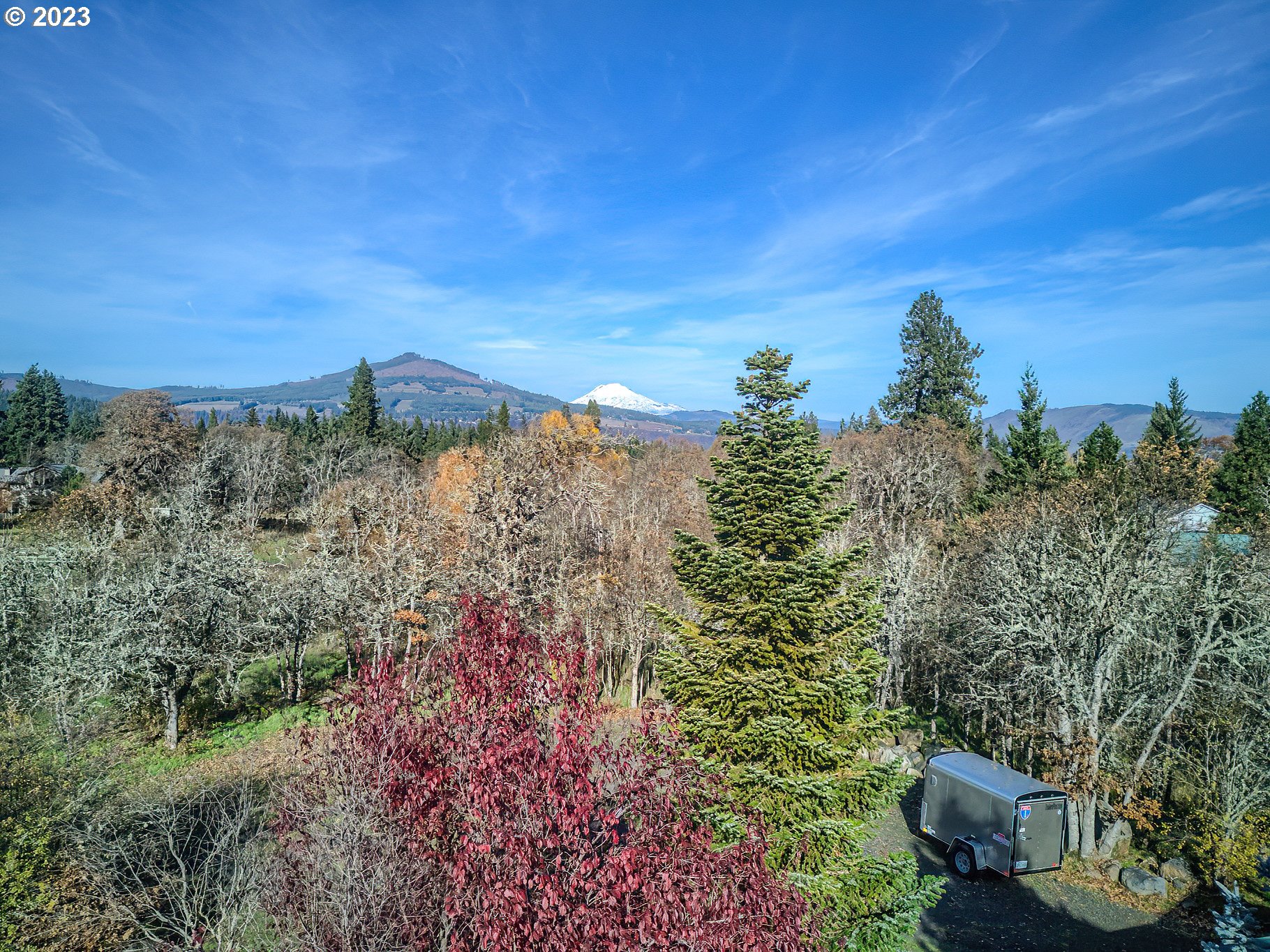 1480 Country Club Road Hood River, OR 97031 - Photo 2 of 42 Bedroom, Primary