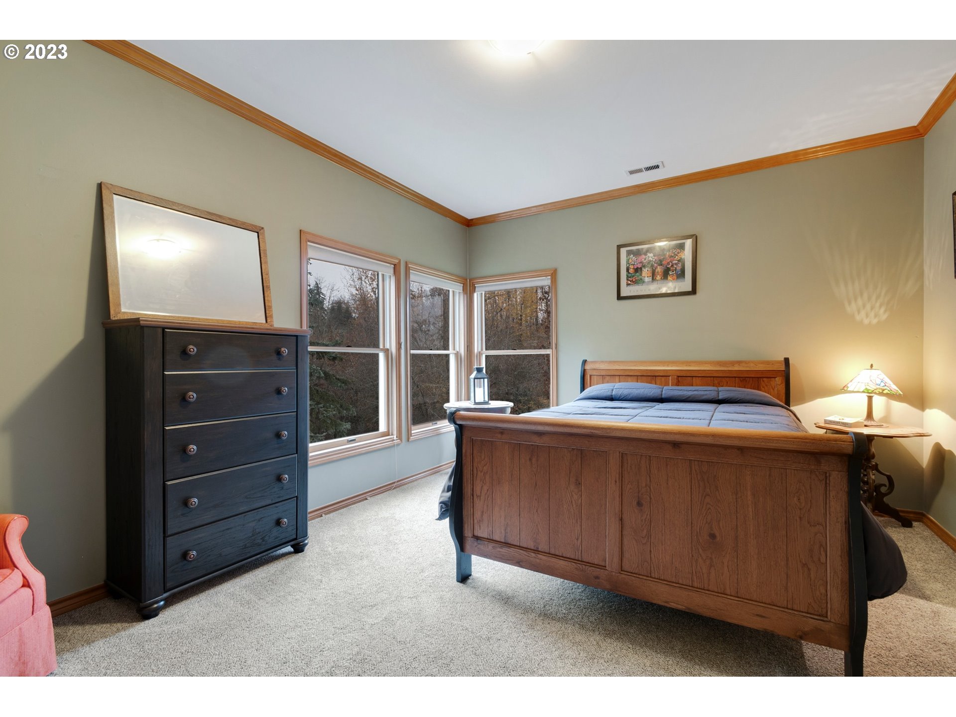1480 Country Club Road Hood River, OR 97031 - Photo 25 of 42 Bedroom