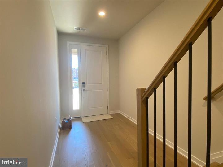 22274 Rivanna Shore Terrace Ashburn, VA 20148 - Photo 2 of 35