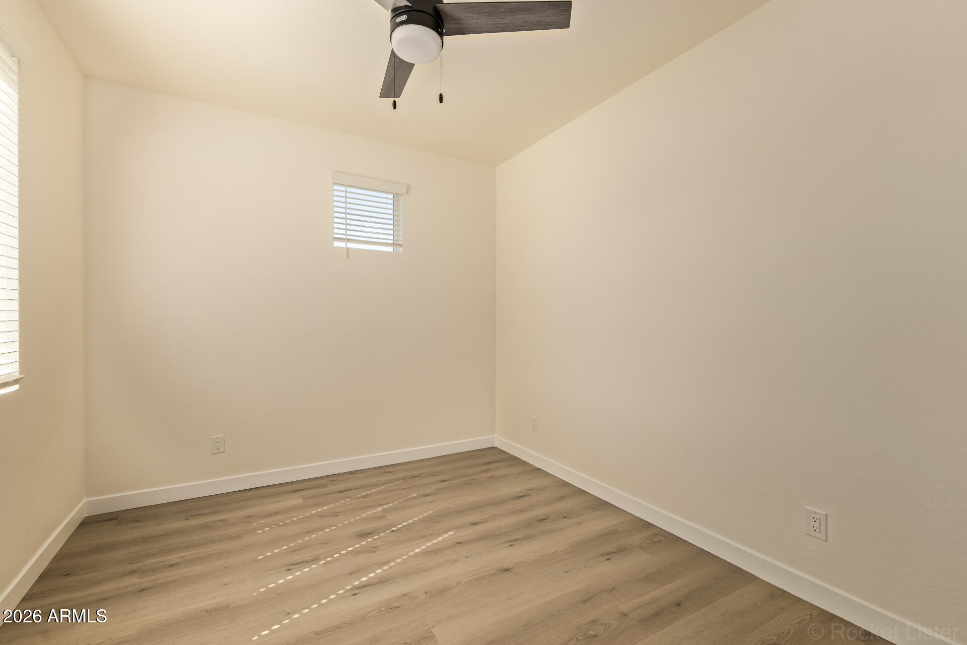 125 West Latona Road Phoenix, AZ 85041 - Photo 25 of 32 Bedroom 4