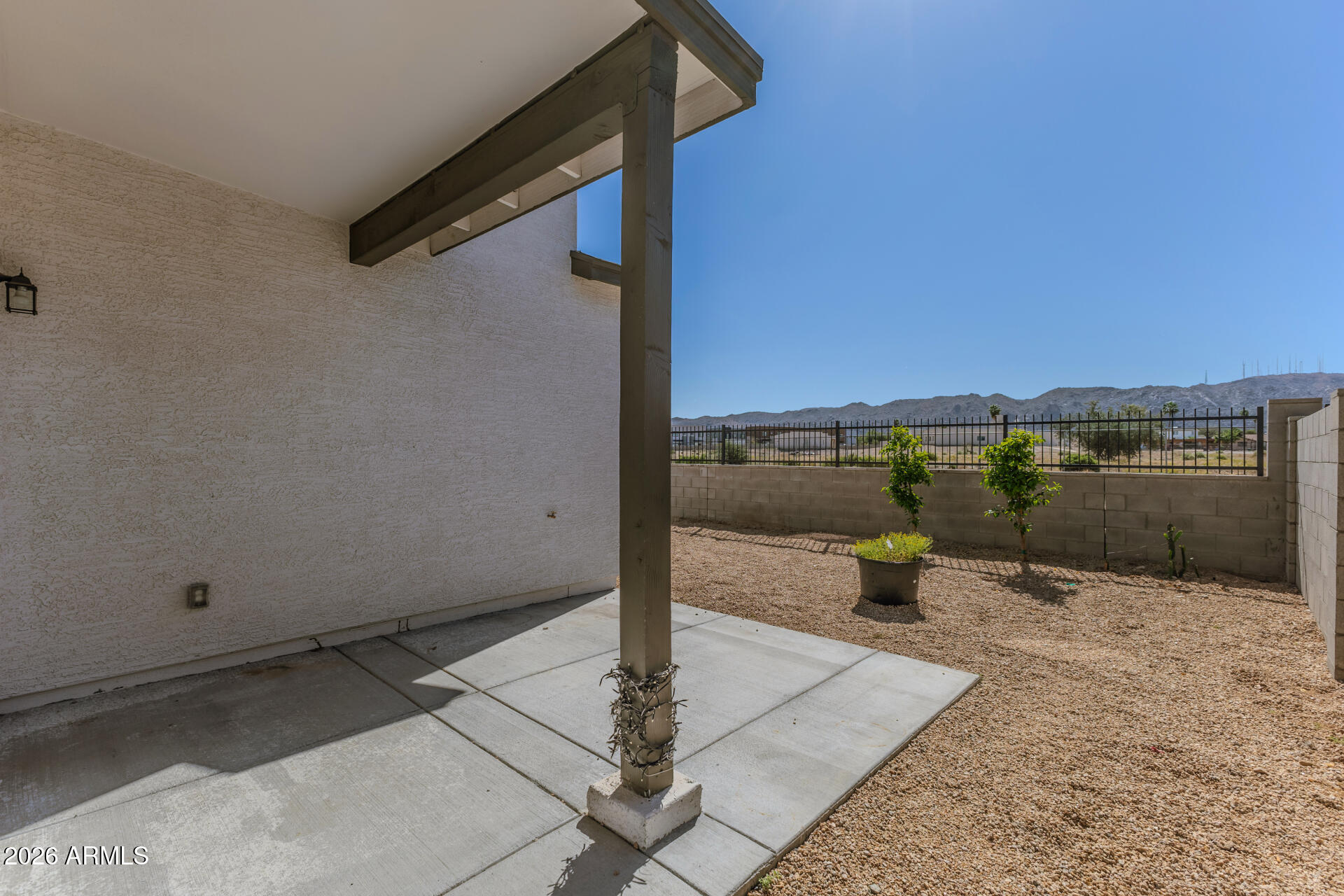 125 West Latona Road Phoenix, AZ 85041 - Photo 30 of 32 Patio