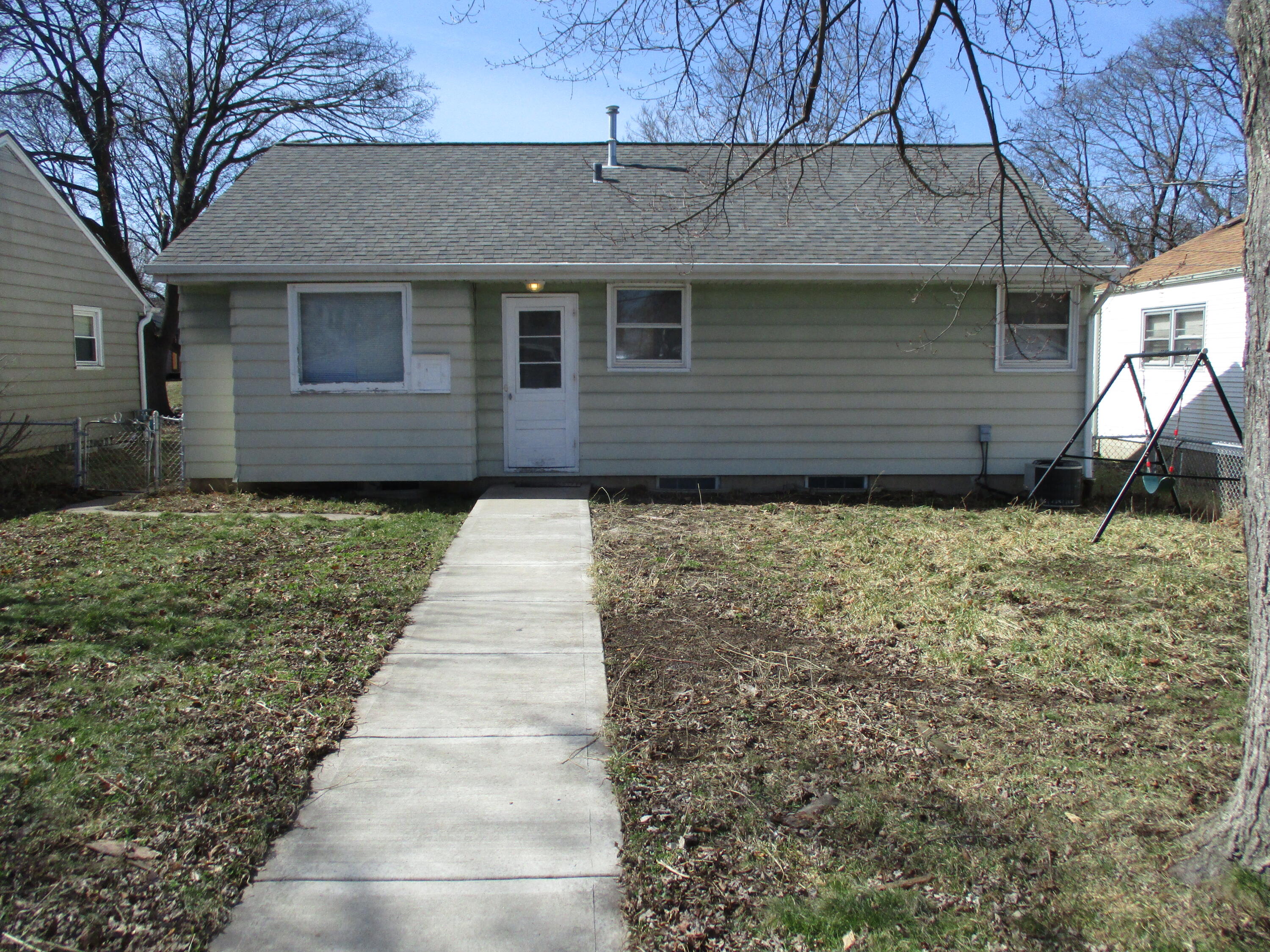 4160 North 69th Street Milwaukee, WI 53216 - Photo 15 of 19 Backyard