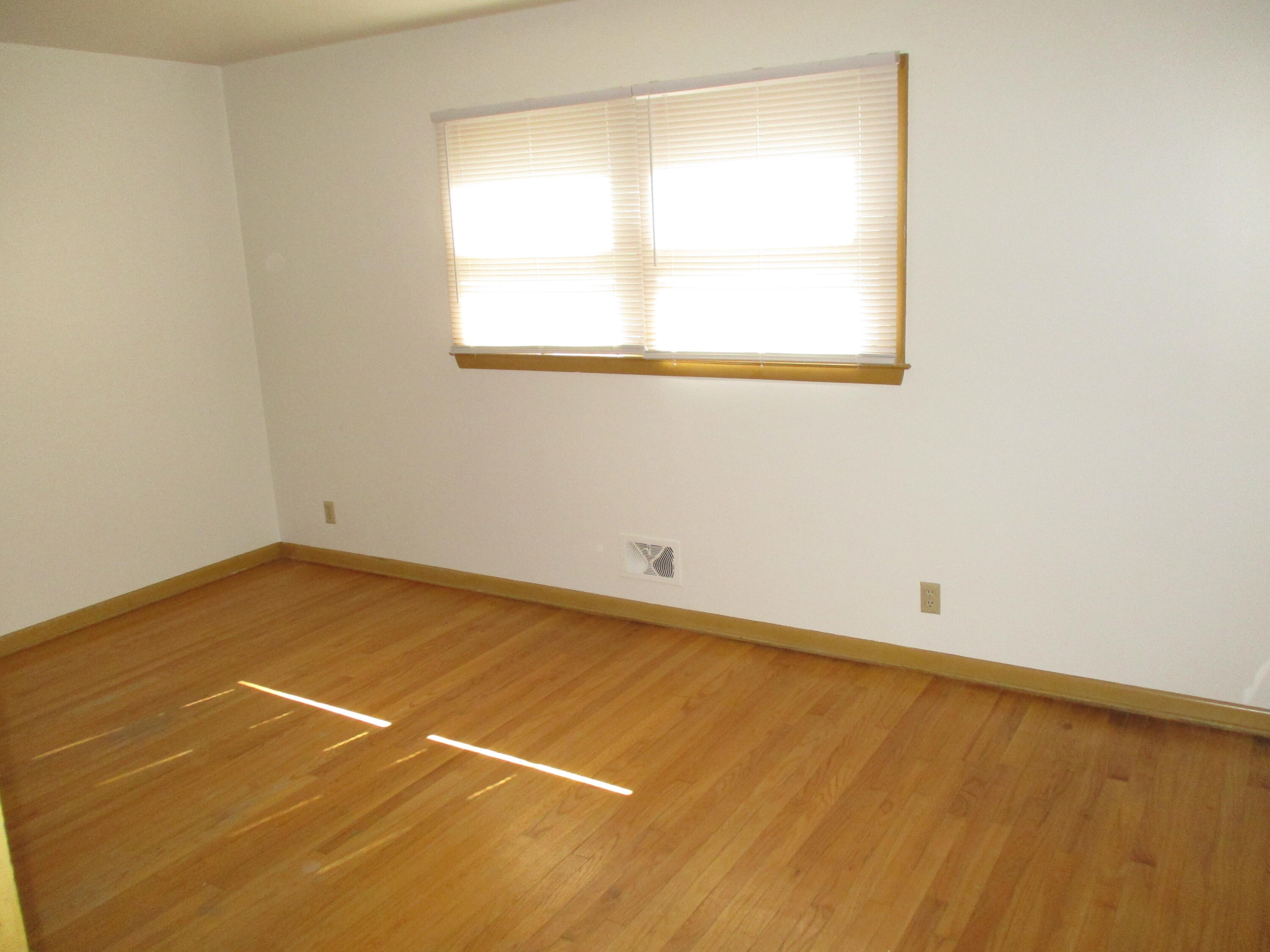 4160 North 69th Street Milwaukee, WI 53216 - Photo 8 of 19 Living Room